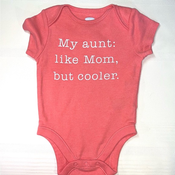 Baby Slogan Onesies’ about Aunties’ - Picture 6 of 7